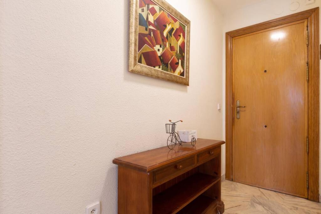 Апартаменти Playa Huelin Apartamento Малага Екстер'єр фото