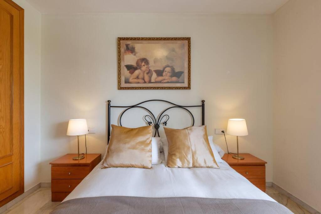Апартаменти Playa Huelin Apartamento Малага Екстер'єр фото