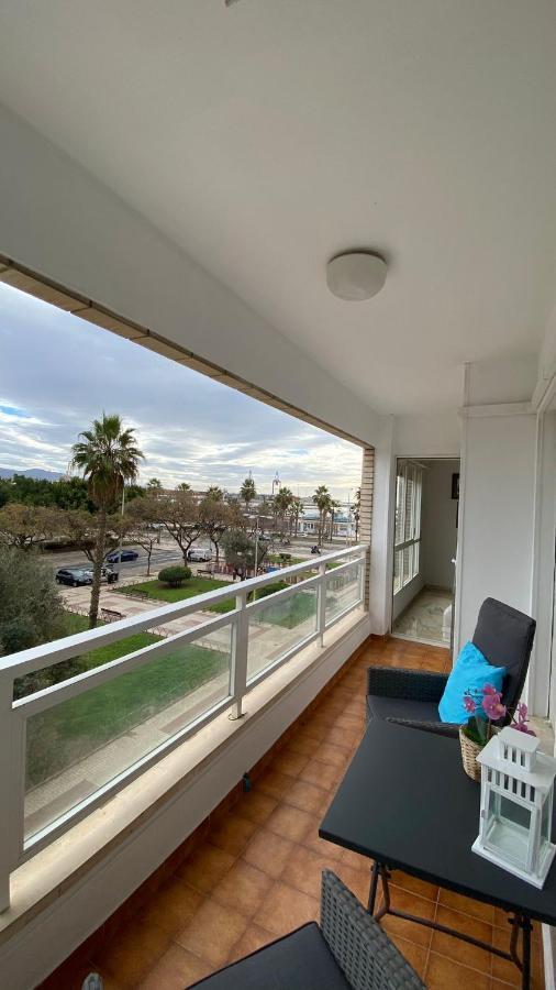 Апартаменти Playa Huelin Apartamento Малага Екстер'єр фото