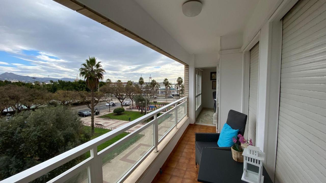 Апартаменти Playa Huelin Apartamento Малага Екстер'єр фото